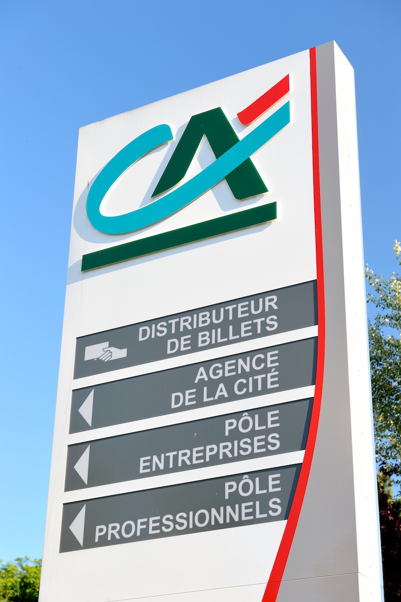 Crédit Agricole siège de Seine-Maritime.Totem information Totem d'information publicitaire en ville